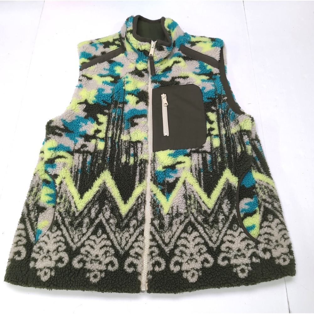 Pilcro Anthropologie Fleece Sherpa Vest‎ Size M Aztec Geometric Camo Full Zip